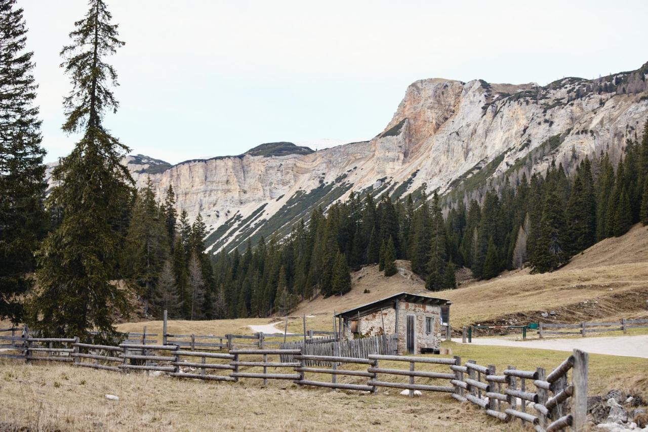 Rifugio Malga Ra Stua Villa Cortina d'Ampezzo Bagian luar foto